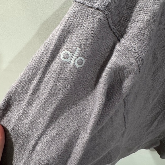ALO Yoga Alolux SoHo Cropped Henley size S - Picture 2 of 4